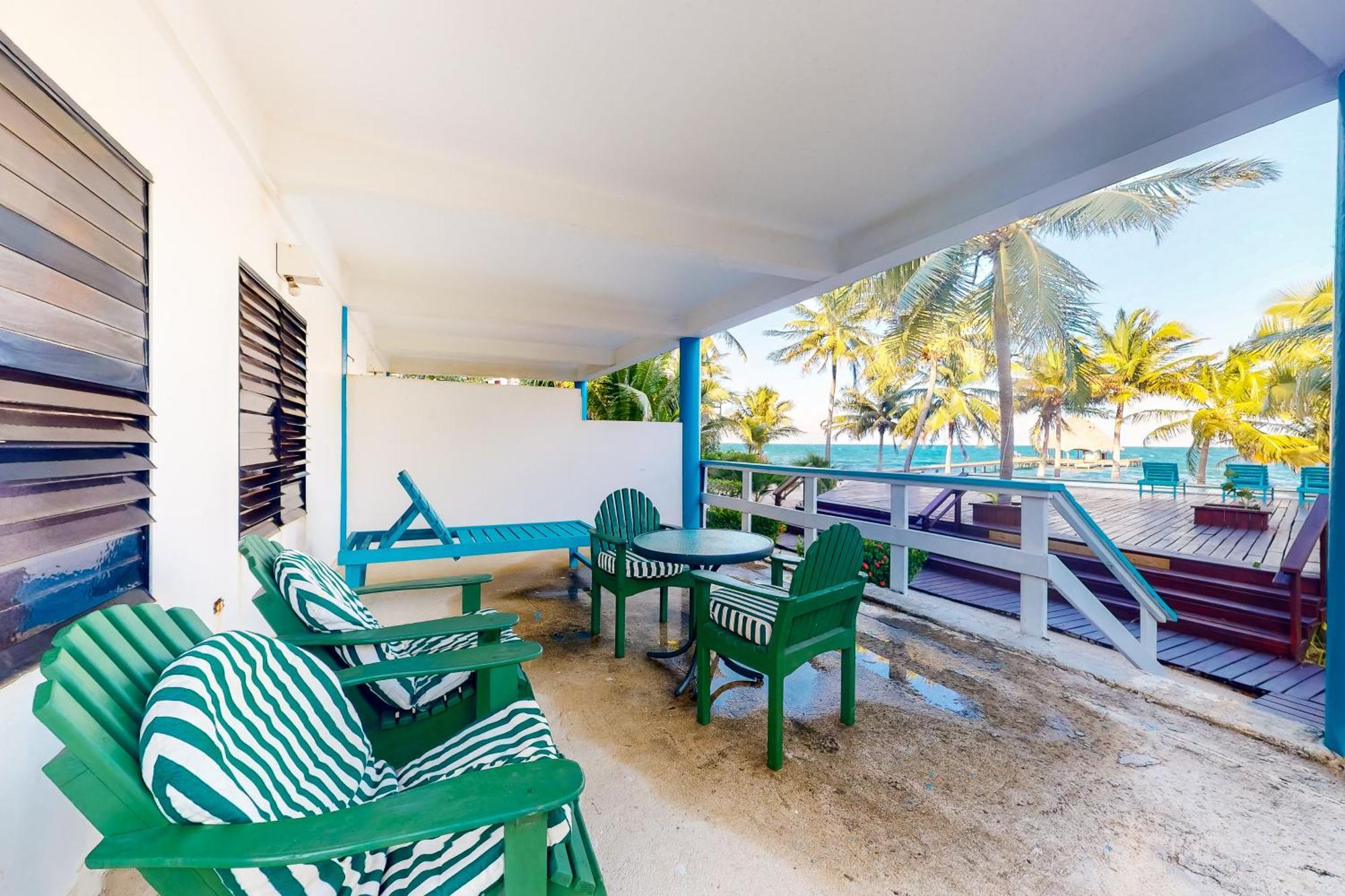 Beachside Villas Gold Standard Certified Placencia الغرفة الصورة